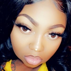 Meet your Posher, Angel bratzface